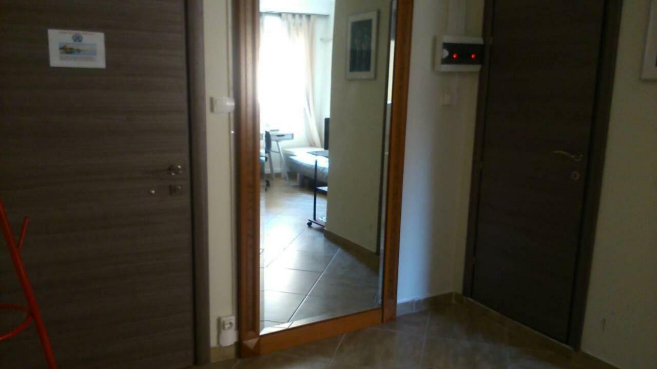 Kingsize Bed 2X2,20 Comfort Super Wifi 70 Mbps Studio! Салоніки Екстер'єр фото